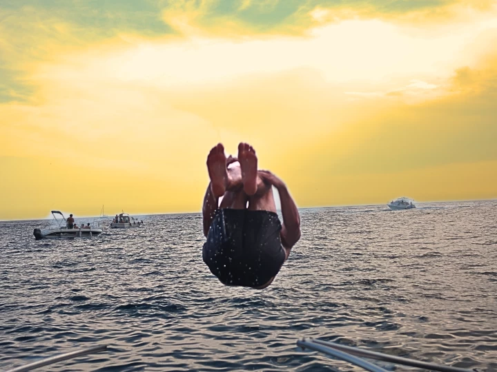 Alquiler Lancha Boston Whaler con o sin  título de navegación