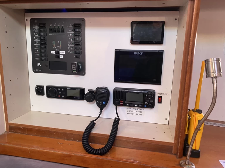 Velero para alquilar Pula al mejor precio