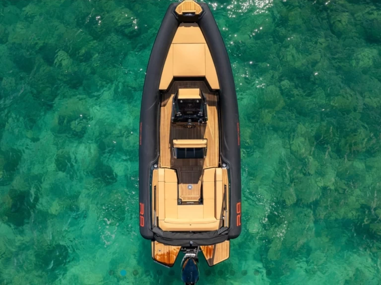 Alquiler de Renier Renier R8 Tourer en Mahón