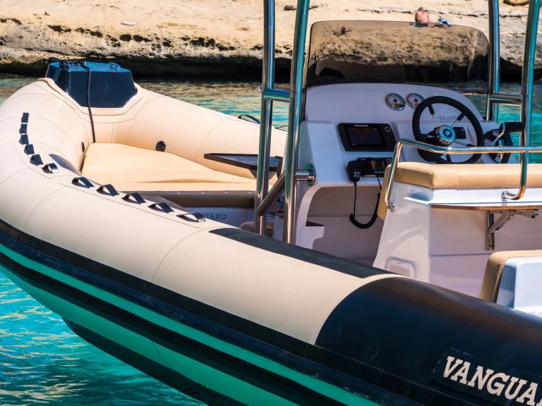 Alquiler Neumática en Palma de Mallorca - Vanguard DR900-Family