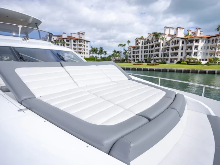 Alquiler de Yate de lujo, con o sin patrón Sunseeker Miami Beach