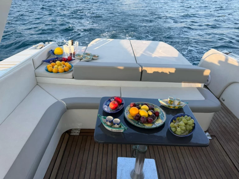 Alquiler Lancha en Salerno - Ferretti Altura 39