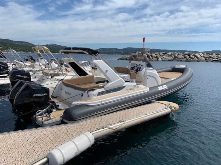 Alquiler Neumática en Cavalaire-sur-Mer - Joker Boat Clubman 30