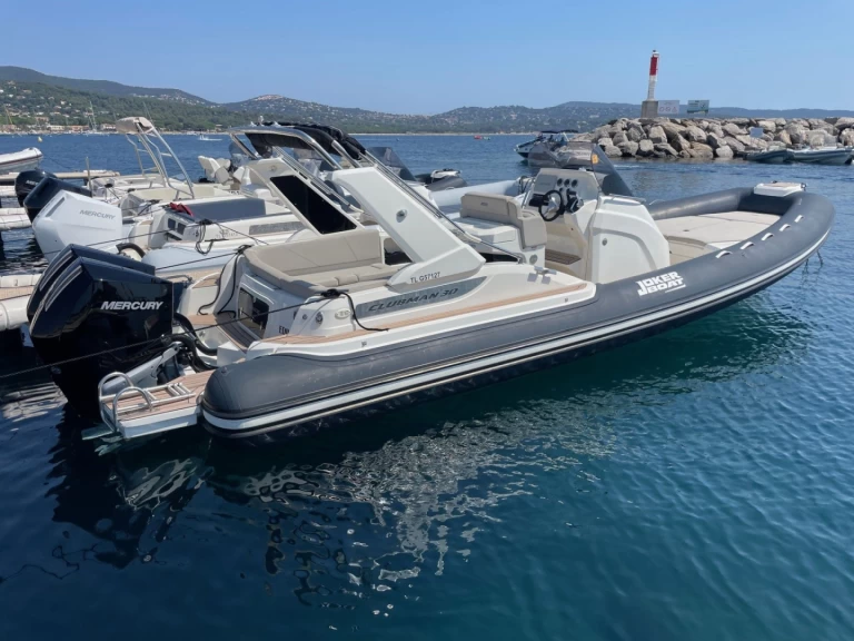 Alquiler de embarcaciones Joker Boat Clubman 30 enCavalaire-sur-Mer en Samboat