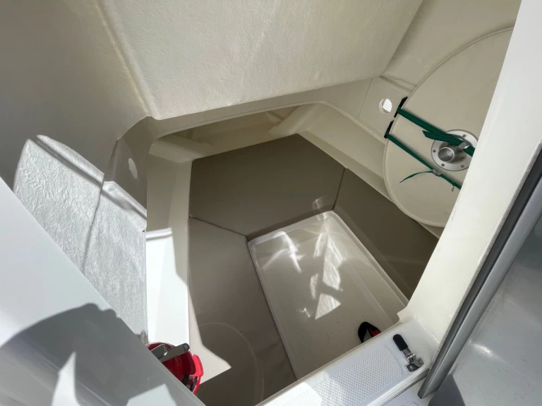 Alquiler de Quicksilver Quicksilver 675 Activ Open en Cavalaire-sur-Mer