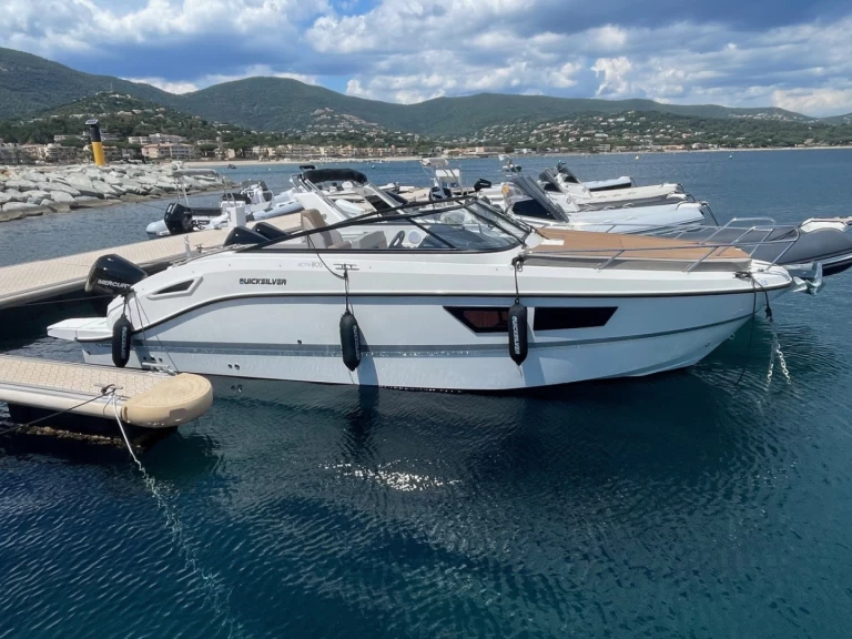 Alquiler de embarcaciones Quicksilver QUICKSILVER 805 CRUISER enCavalaire-sur-Mer en Samboat