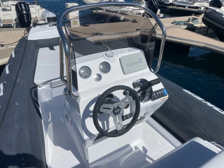 Joker Boat Coaster 580 de alquiler a Cavalaire-sur-Mer