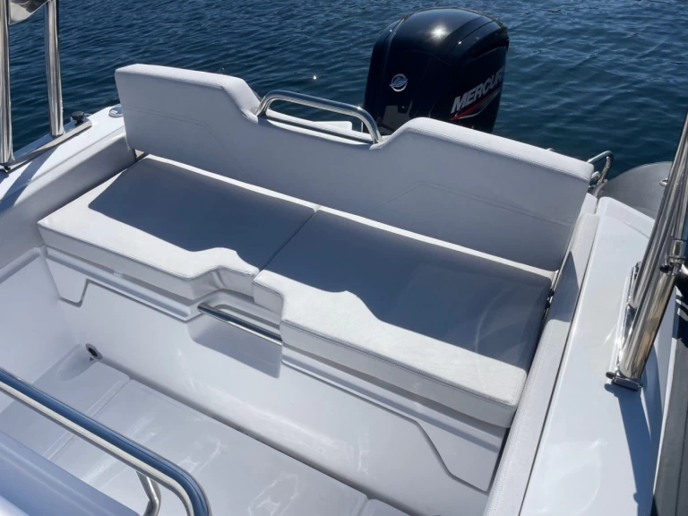 Alquiler de Joker Boat Coaster 580 en Cavalaire-sur-Mer