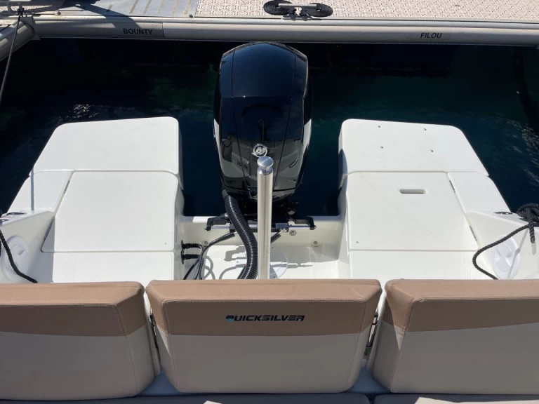 Alquiler de Quicksilver Quicksilver 675 Activ Open en Cavalaire-sur-Mer