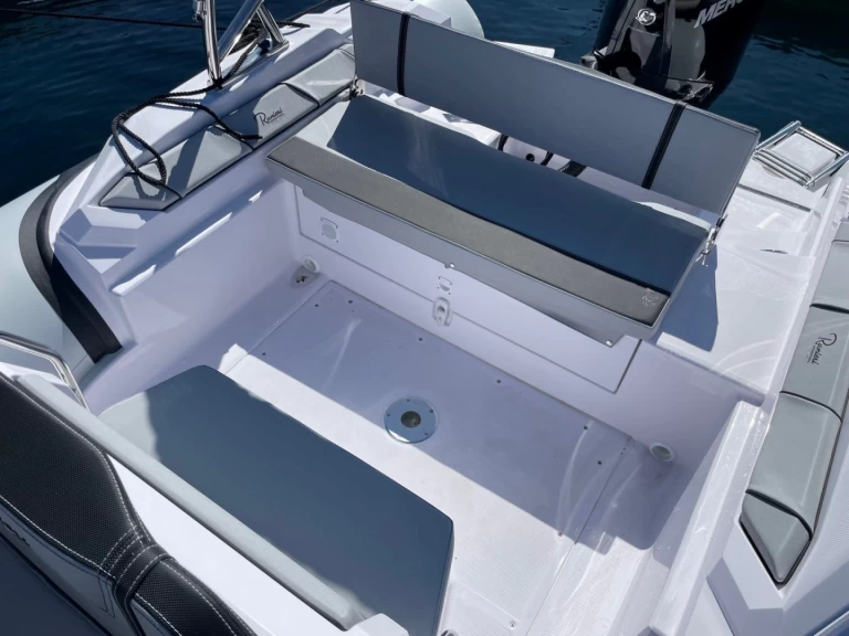 Alquiler Neumática en Cavalaire-sur-Mer - Ranieri Cayman 26 Sport Touring