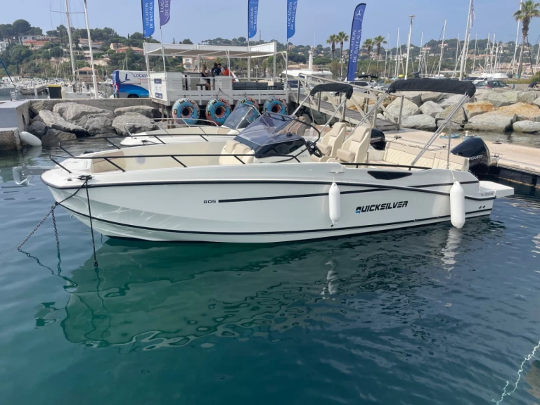 Alquiler de Quicksilver QUICKSILVER 805 en Cavalaire-sur-Mer