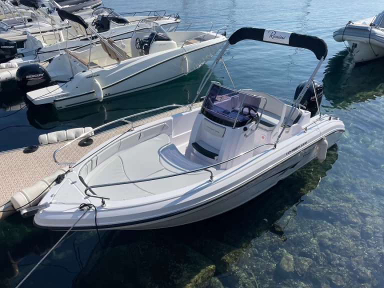 Alquiler de Ranieri Voyager 19 S en Cavalaire-sur-Mer