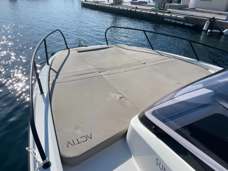Alquiler de embarcaciones Quicksilver Activ 675 Sundeck enCavalaire-sur-Mer en Samboat