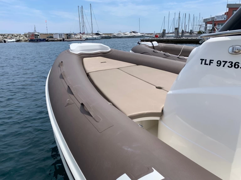 Alquiler Neumática en Cavalaire-sur-Mer - Joker Boat Clubman 24