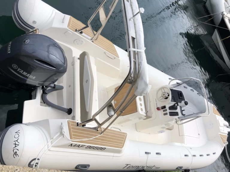 Alquiler de embarcaciones Capelli Capelli 700 Sun enMarsella en Samboat