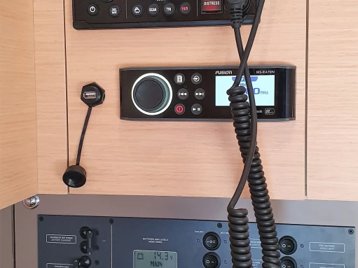 Alquiler de embarcaciones Bénéteau Oceanis 38 (3/2) enOlbia en Samboat