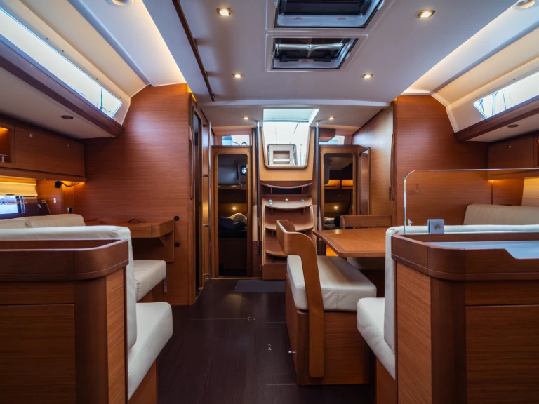 Alquiler de embarcaciones Dufour Dufour 56  enOlbia en Samboat