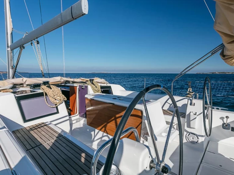 Dufour Dufour 412 Grand Large de alquiler a Olbia