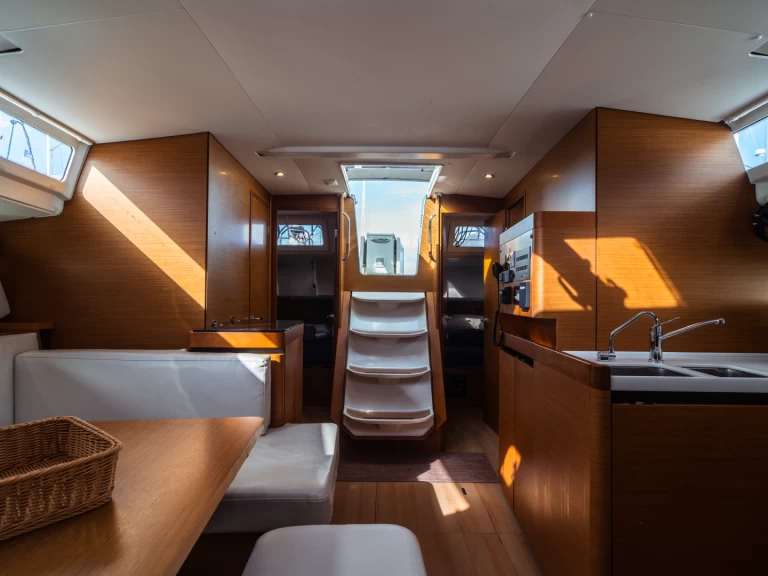 Alquiler de barcos Olbia barato de Sun Odyssey 490