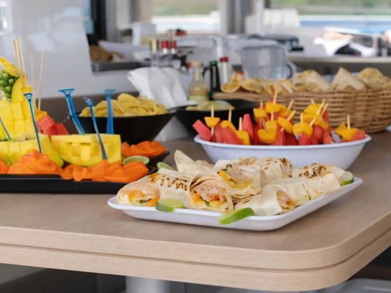 Alquiler de Bali Manta Ray 41 FT en Flamingo