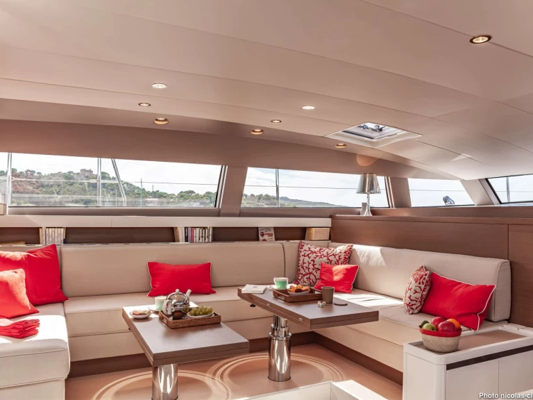 Alquiler de embarcaciones Cnb-Bordeaux CNB76 2021 enCroacia en Samboat