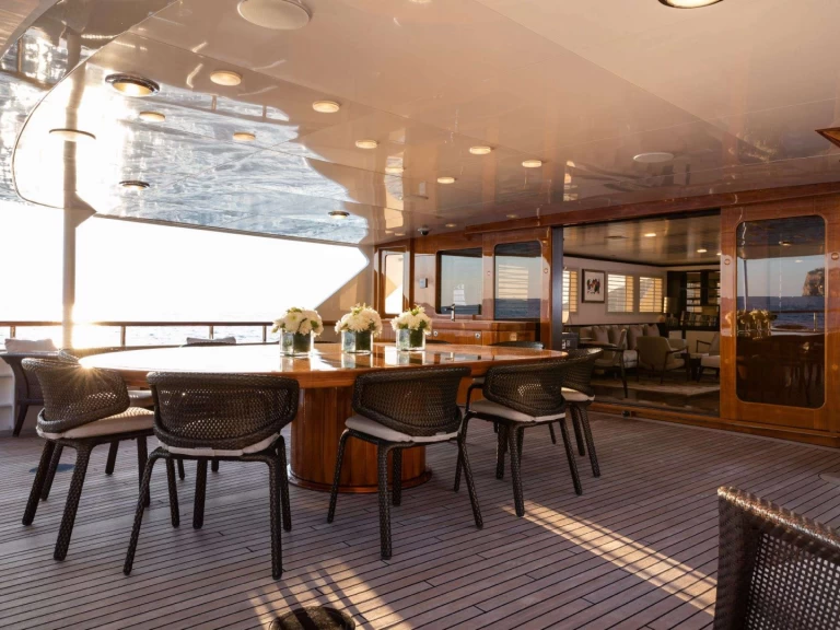 Feadship MIRAGE de alquiler a Noruega