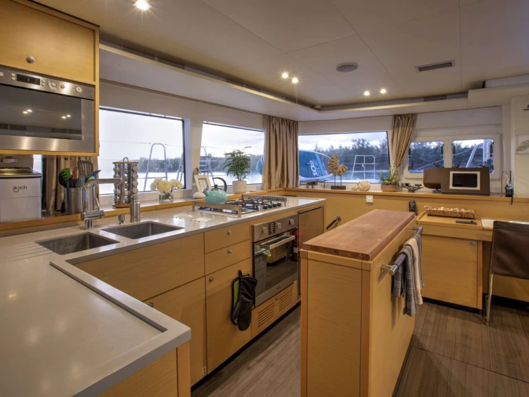 Alquiler de barcos Nassau barato de WHISPERS II