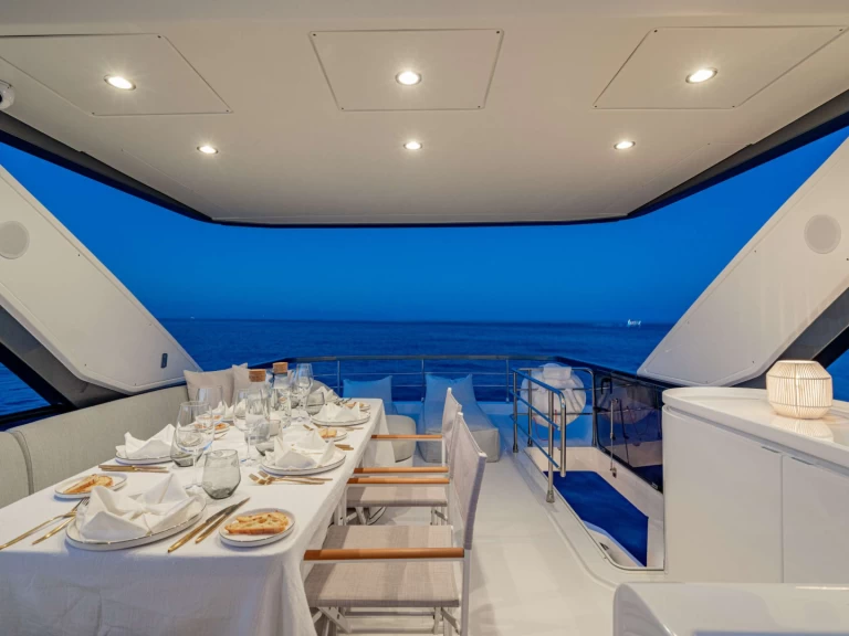 Alquiler Yate de lujo Azimut con o sin  título de navegación