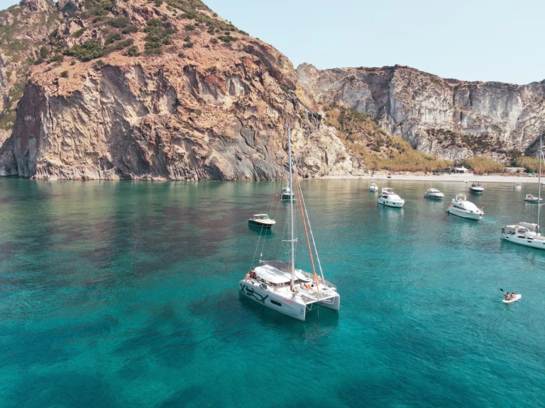 Alquiler de Catamarán, con o sin patrón Excess Nettuno