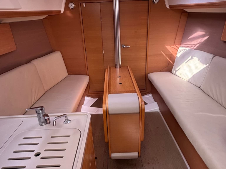 Alquiler de barcos Palermo barato de Dufour 310