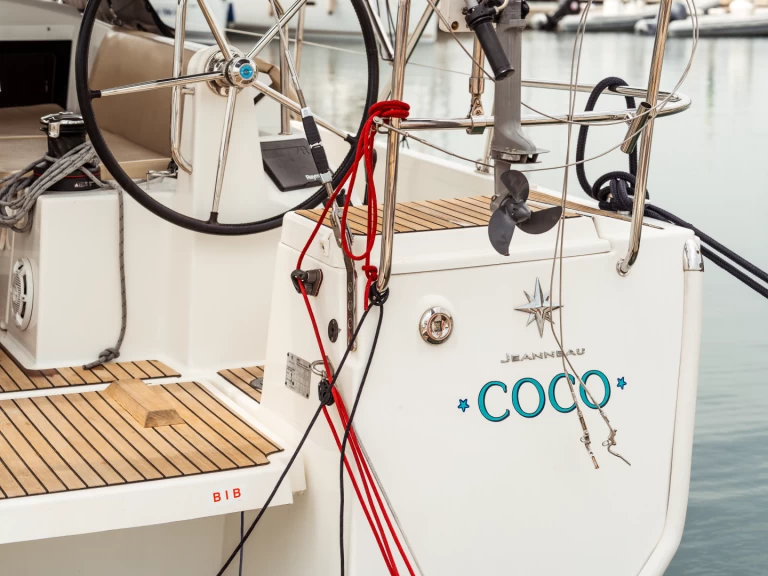 Alquiler de embarcaciones Jeanneau Sun Odyssey 440 enOlbia en Samboat