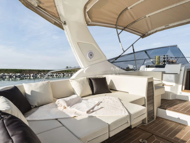 Alquiler de Lancha, con o sin patrón Cranchi Sorrento