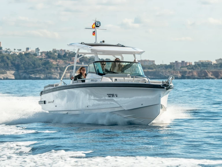 Alquiler de Axopar 29 Sun Top en Trogir