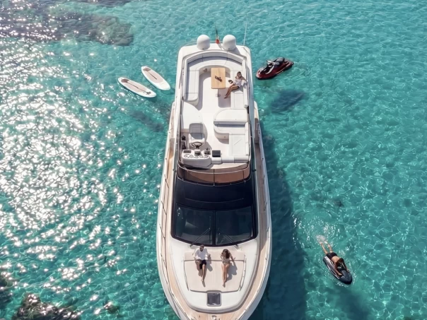 Lancha para alquilar Portisco al mejor precio