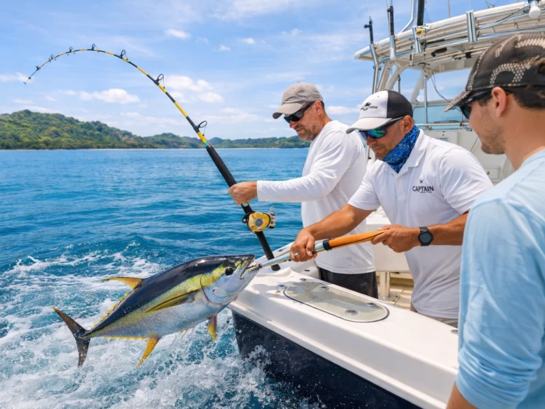 Alquiler de barcos Bahía Culebra barato de Robalo 31 FT