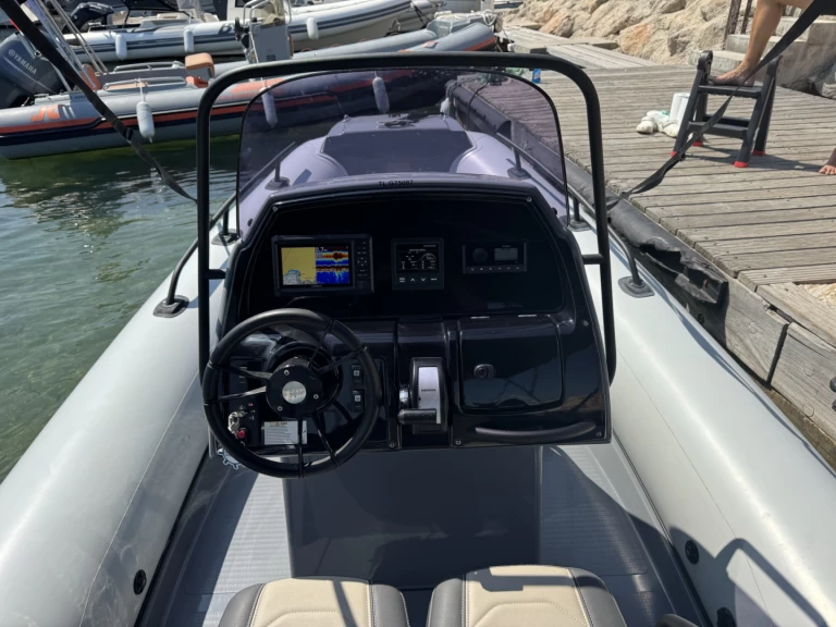 Grand Boats Golden Line G650LF de alquiler a La Madrague