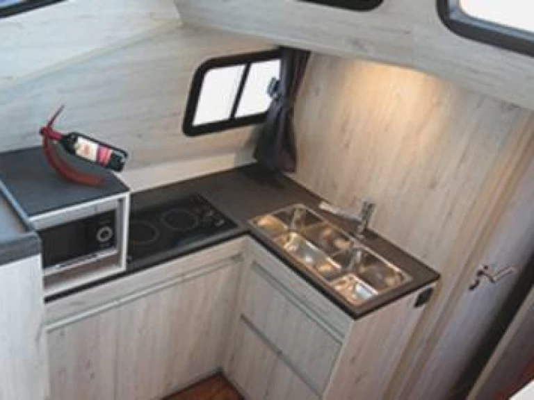 Alquiler de barcos Precenicco barato de Minuetto 8+