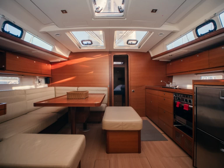 Alquiler de embarcaciones Dufour Dufour 460 Grand Large enOlbia en Samboat