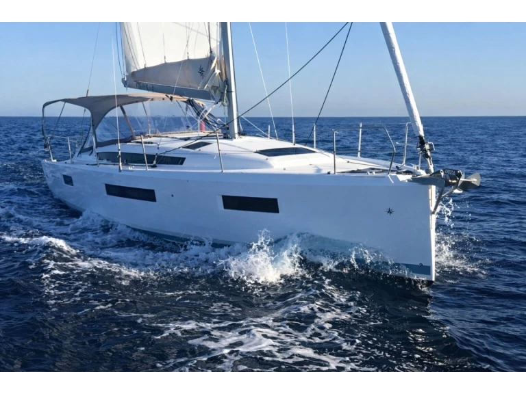 Alquiler Nettuno - Jeanneau Sun Odyssey 440 en SamBoat