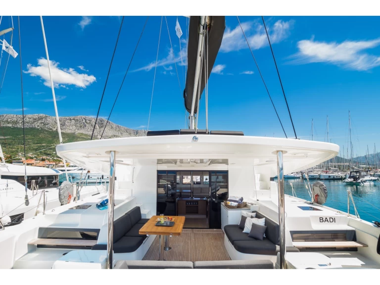Alquiler de Lagoon Lagoon 50 en Kaštel Gomilica