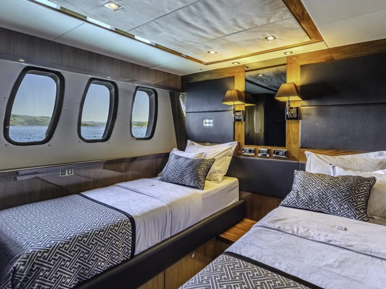 Alquiler Trogir - Sunseeker Sunseeker Yacht 34M en SamBoat