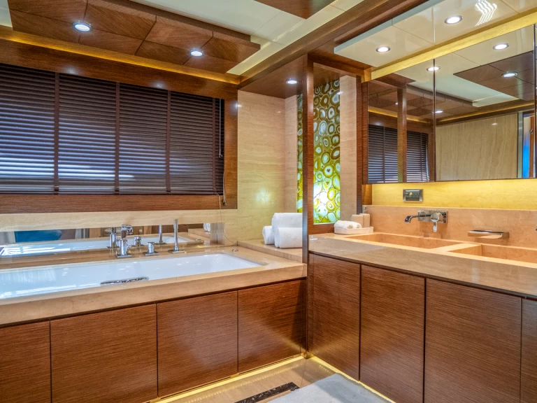 Alquiler de embarcaciones  Motoryacht enSplit en Samboat