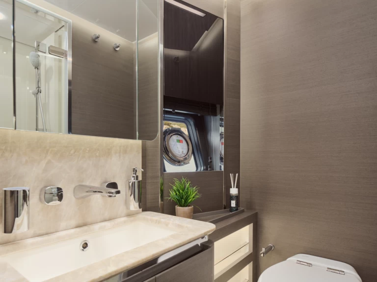 Alquiler de barcos Seget Donji barato de Azimut S8