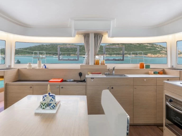 Alquiler de Lagoon Lagoon 38 - 4cab en Cugnana Verde