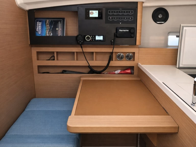 Alquiler Velero en Nettuno - Jeanneau Sun Odyssey 410