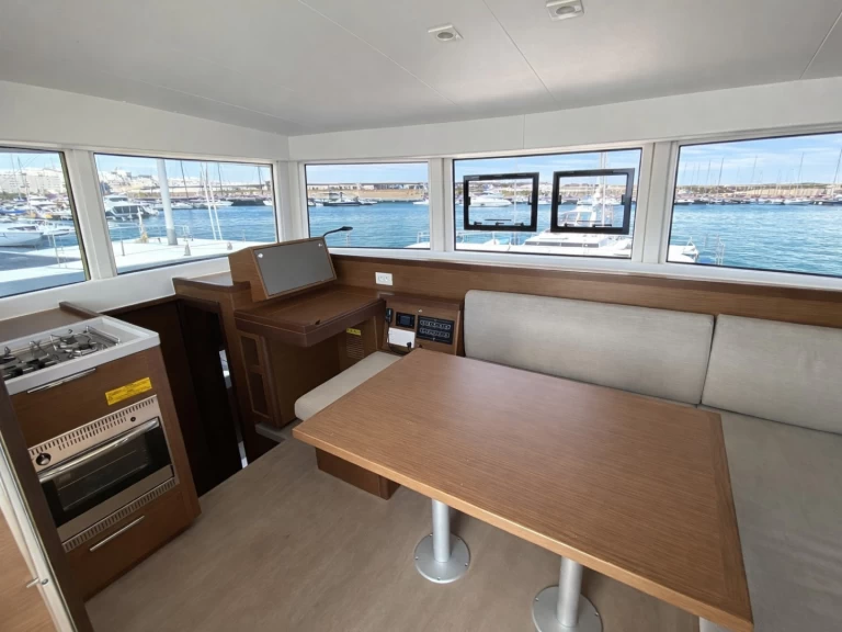 Alquiler Nettuno - Lagoon Lagoon 40 en SamBoat