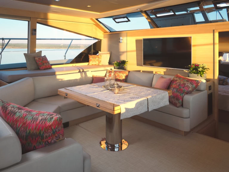 Aquila Aquila 54 de alquiler a Šibenik