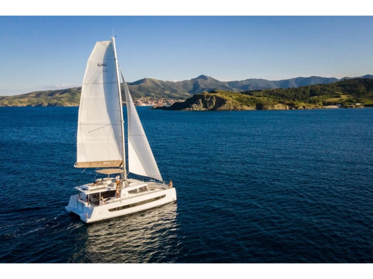 Alquiler de Bali Bali 4.8 (4 cab +1) en Lávrio