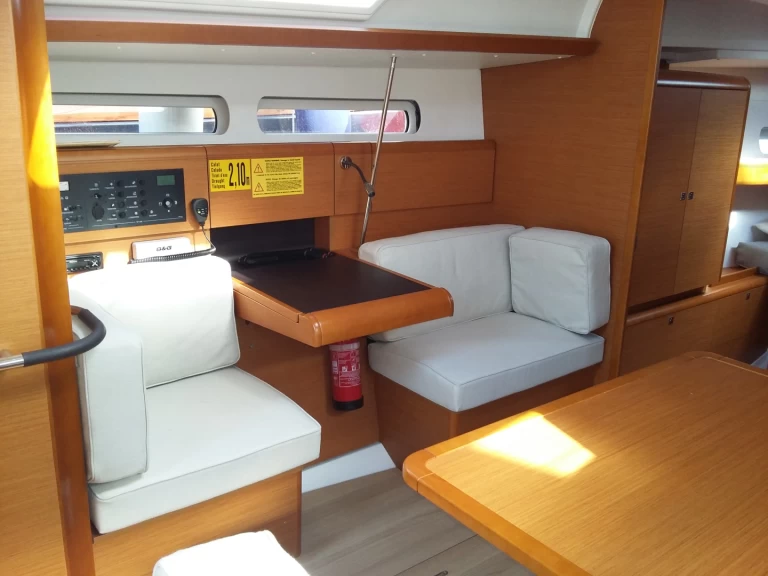 Alquiler de barcos Palamós barato de Sun Odyssey 419