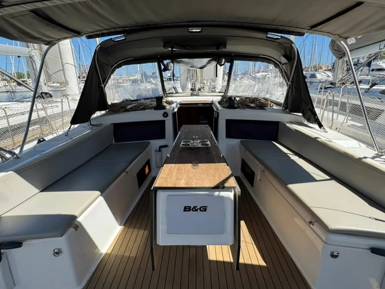 Alquiler de Velero, con o sin patrón Dufour Palermo